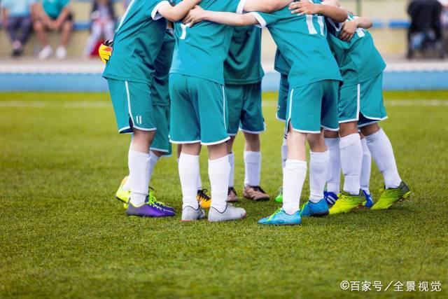 真棒！女排破3年魔咒，3-2掀翻美国后，半决赛斗土耳其有望进决赛